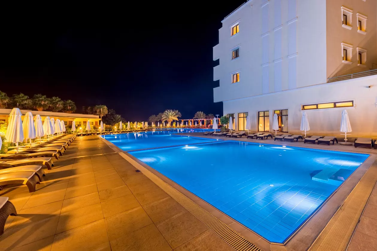 VUNIPALACE_SHABAVIZ (5).jpg